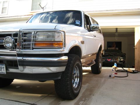 1996 Ford Bronco photo