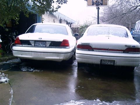 1999 Ford Crown Victoria photo