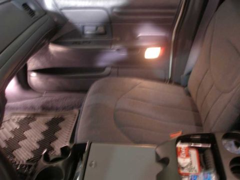 2001 Ford Crown Victoria photo