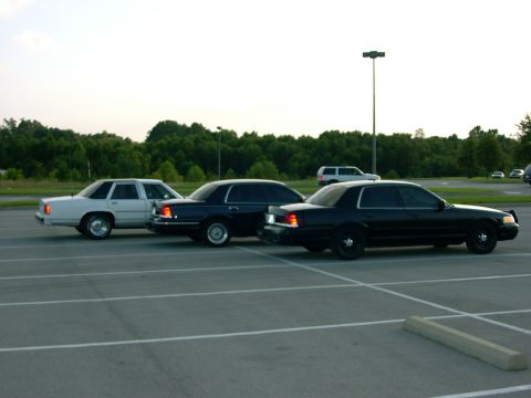 1999 Ford Crown Victoria photo