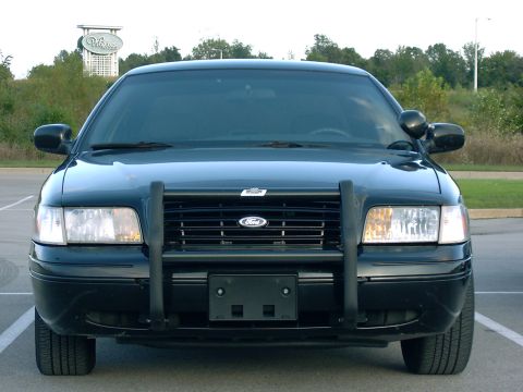 1999 Ford Crown Victoria photo