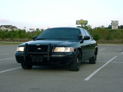 1999 Ford Crown Victoria photo