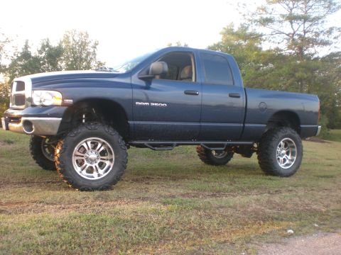 2004 Dodge 2500 photo