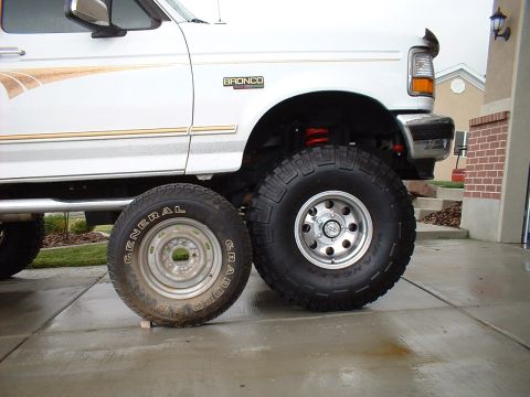 1994 Ford Bronco photo