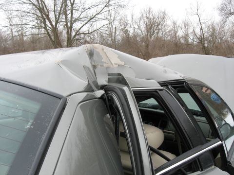 2001 Ford Crown Victoria photo