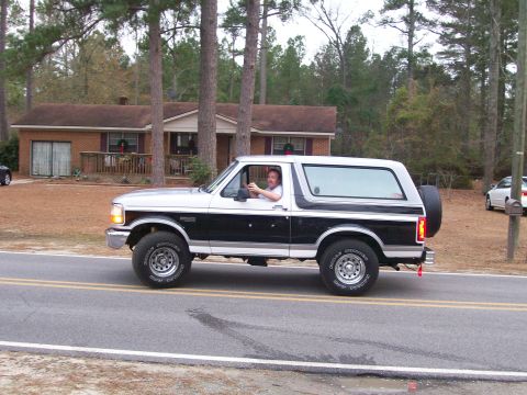 1996 Ford Bronco photo