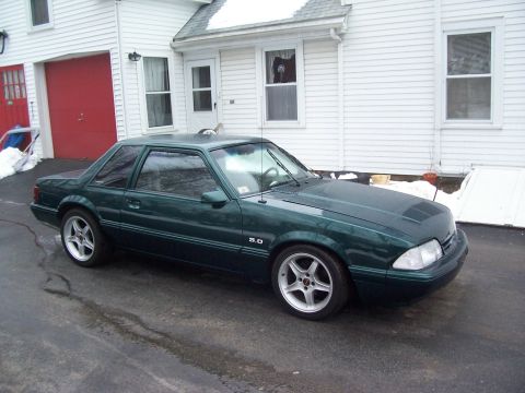 1991 Ford Mustang photo