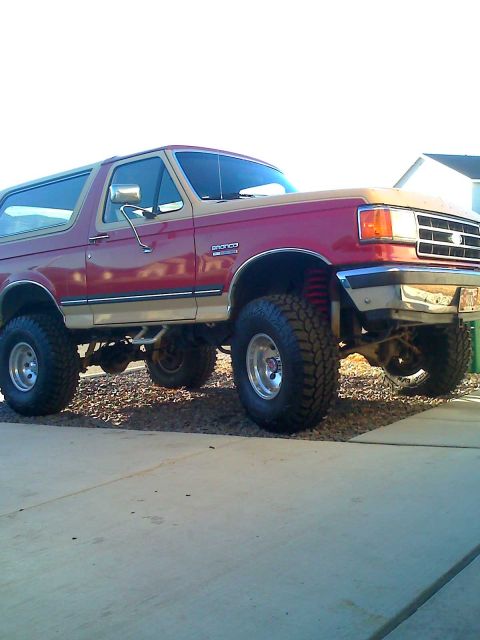 1991 Ford Bronco photo