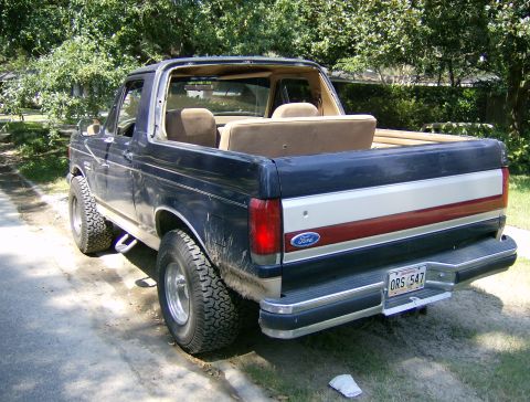 1990 Ford Bronco photo
