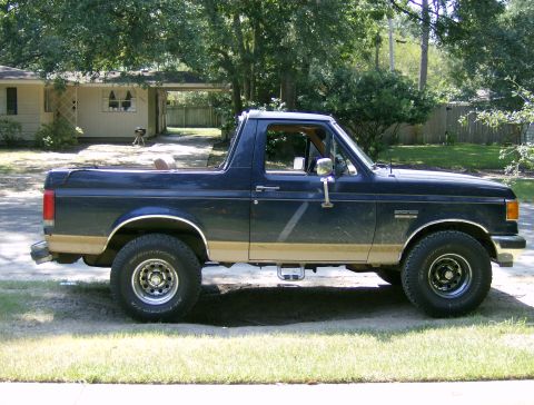 1990 Ford Bronco photo