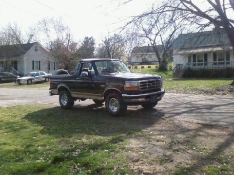 1996 Ford Bronco photo