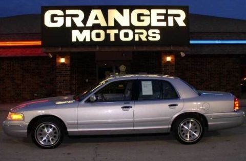 1999 Ford Crown Victoria “Crown Vice”