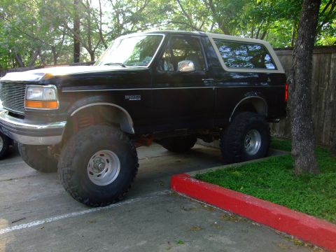 1992 Ford Bronco photo