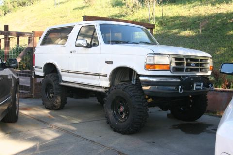 1992 Ford Bronco photo