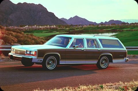 1990 Ford Crown Victoria photo