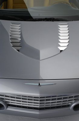 2004 Ford Thunderbird photo