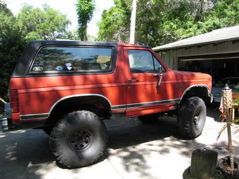 1986 Ford Bronco photo