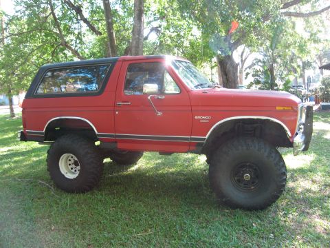 1986 Ford Bronco photo