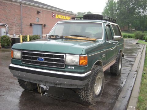 1989 Ford Bronco photo