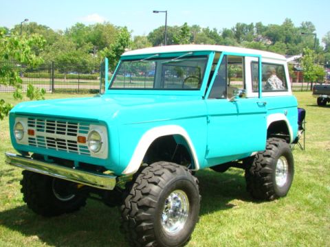 1994 Ford Bronco photo