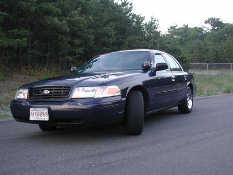 1999 Ford Crown Victoria photo