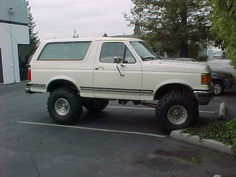 1988 Ford Bronco photo