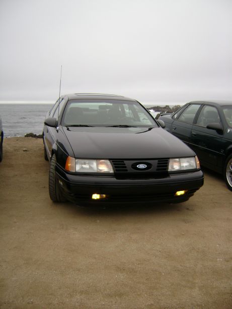 1991 Ford Taurus photo