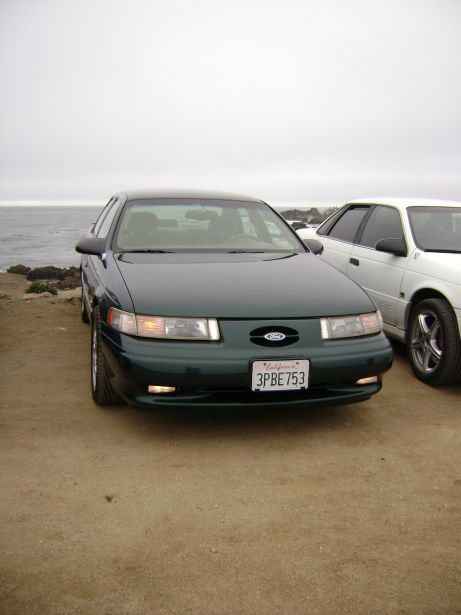 1991 Ford Taurus photo