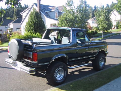 1989 Ford Bronco photo
