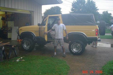 1982 Ford Bronco photo