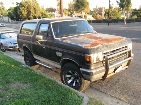 1990 Ford Bronco “Project Bronco”