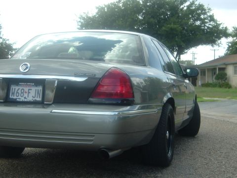 2003 Mercury Grand Marquis photo