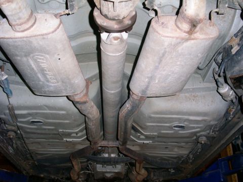 2001 Ford Crown Victoria photo