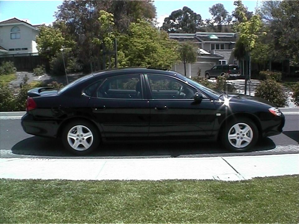 2002 Ford Taurus “Black Gold”