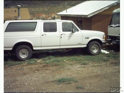 1995 Ford Bronco photo