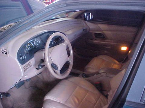 1995 Ford Taurus photo