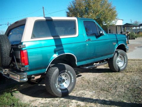 1996 Ford Bronco photo