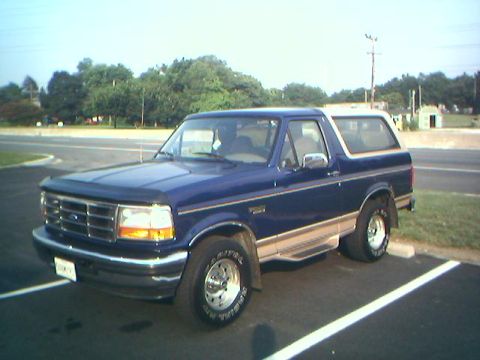 1996 Ford Bronco photo
