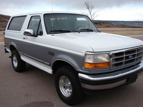 1995 Ford Bronco “Sally”