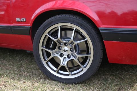 1990 Ford Mustang photo