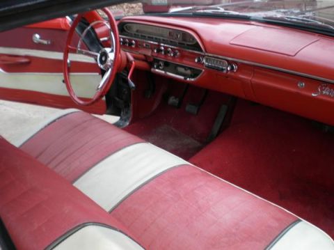 1961 Ford Starliner photo