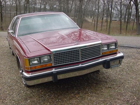 1982 Ford Crown Victoria LTD photo