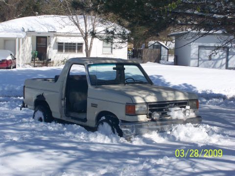 1991 Ford Bronco photo