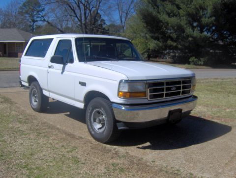 1995 Ford Bronco photo