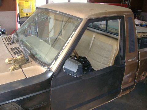 1987 Jeep Comanche photo