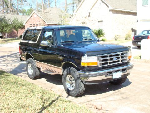1996 Ford Bronco photo