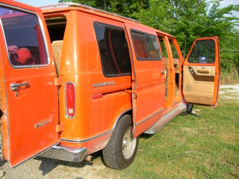 1978 Ford E150 photo