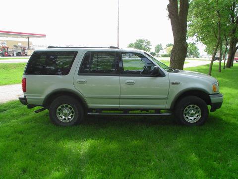 2001 Ford Expedition photo