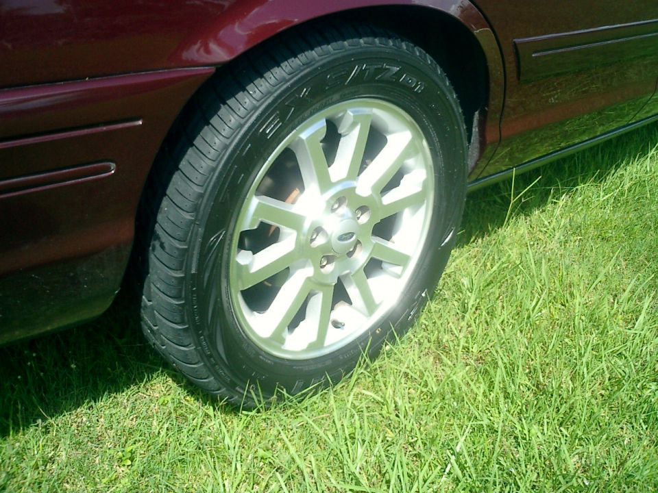 2004 Ford Crown Victoria in 2009