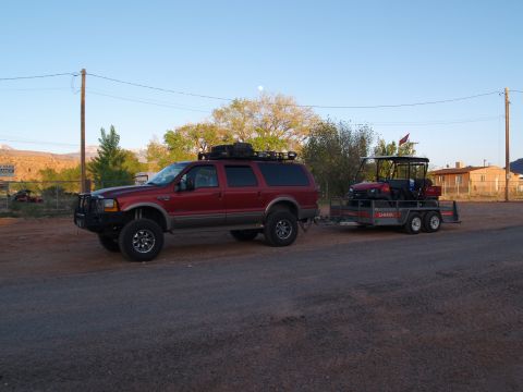 2001 Ford Excursion photo